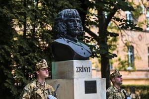 9_zrinyi_szobor_koszoruzas_2022-2